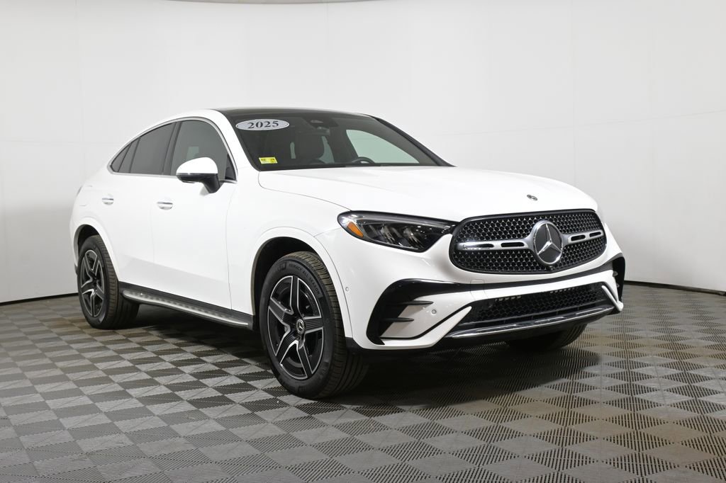 Certified 2025 Mercedes-Benz GLC 300 4MATIC image 9