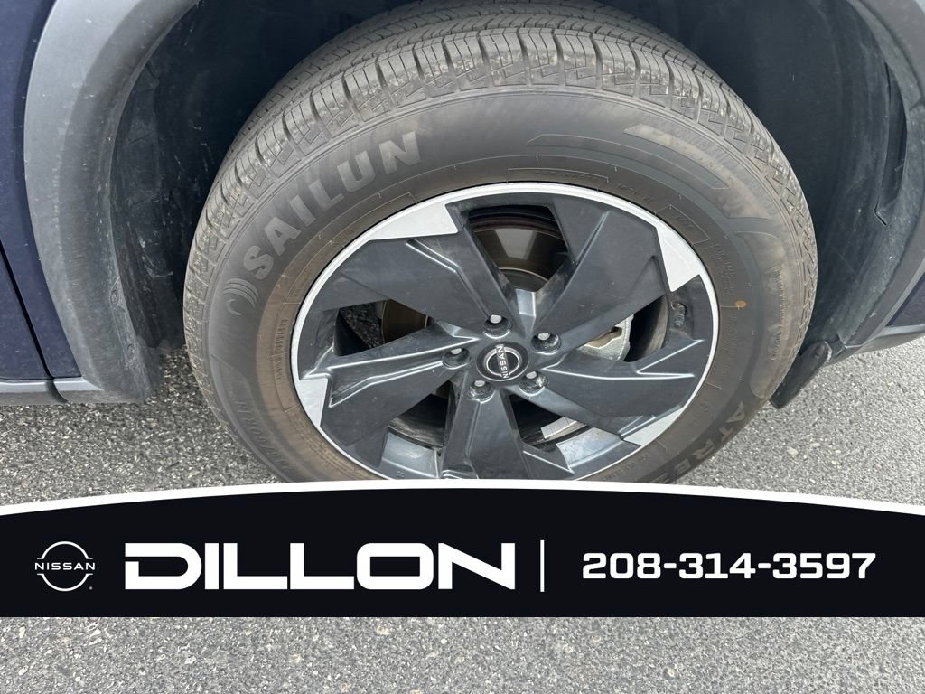 Certified 2025 Nissan Rogue SV AWD/4WD image 23