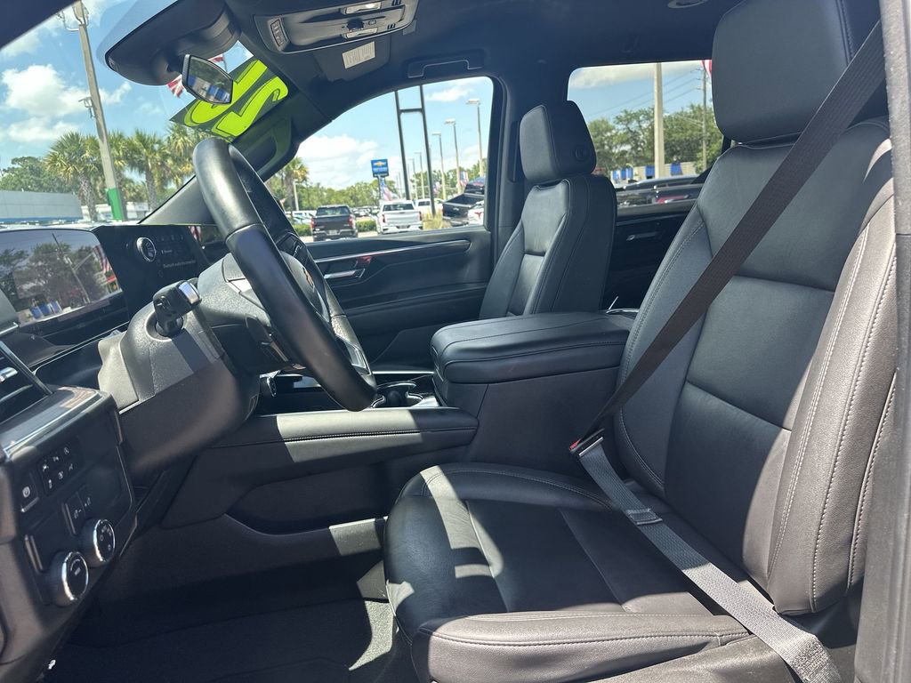 Used 2025 Chevrolet Tahoe LT RWD image 22