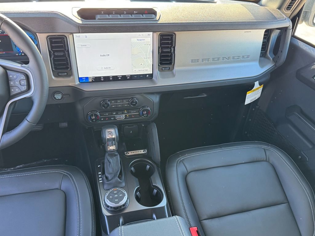 New 2026 Ford Bronco Outer Banks w/ Sasquatch Package image 11