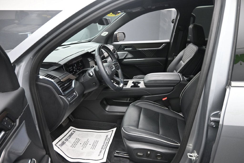 Used 2025 GMC Acadia Denali w/ Super Cruise Package AWD/4WD image 17