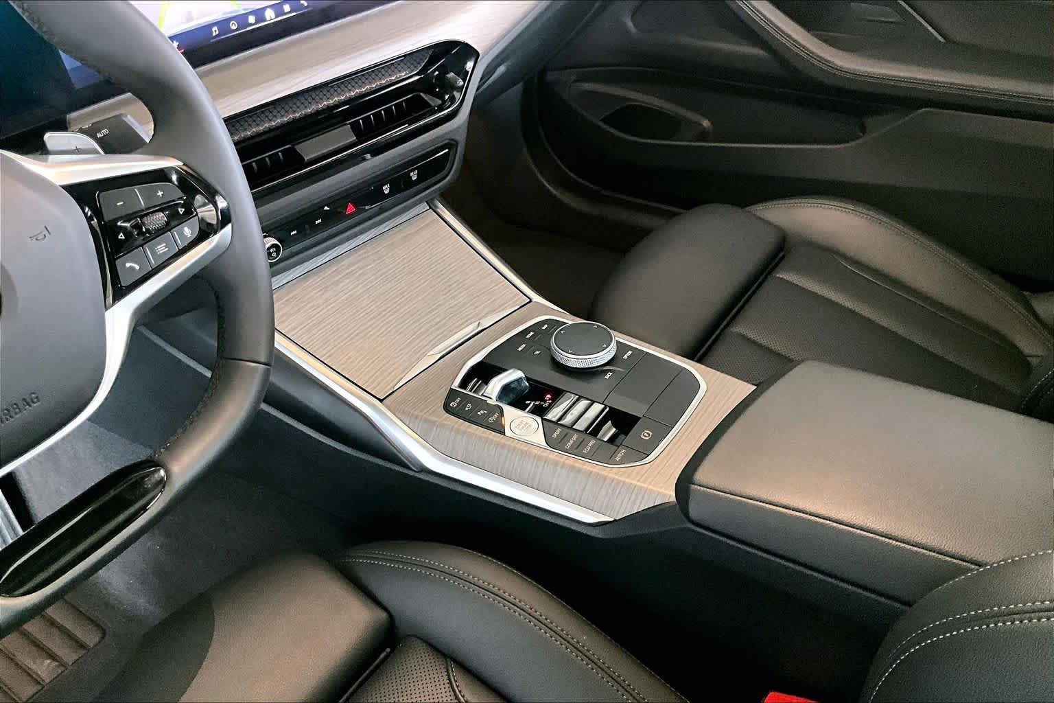 Certified 2025 BMW 430i Coupe RWD image 16