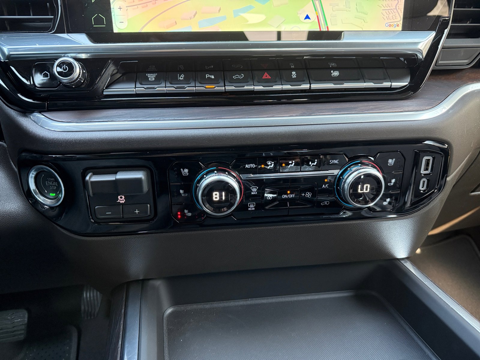New 2026 GMC Sierra 3500 SLT w/ SLT Convenience Package image 21