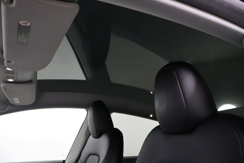 Used 2023 Tesla Model Y Long Range AWD/4WD image 21