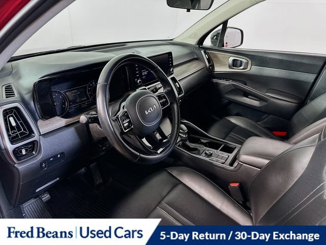 Used 2022 Kia Sorento S w/ Panoramic Sunroof Package AWD/4WD image 15