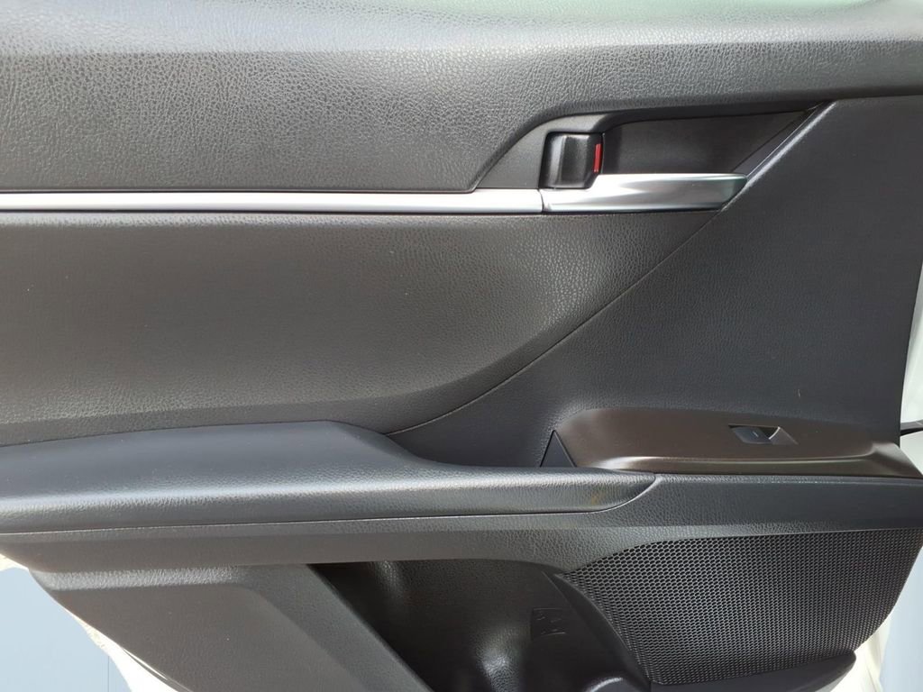 Used 2021 Toyota Camry TRD FWD image 10