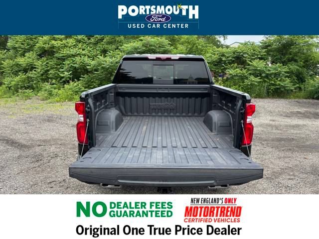 Used 2024 Chevrolet Silverado 1500 High Country w/ Technology Package image 12