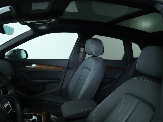 Used 2023 Audi Q5 2.0T Premium image 20