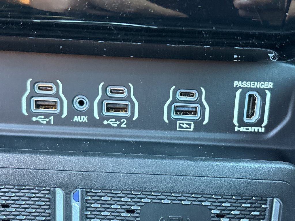 New 2026 RAM 1500 Laramie w/ Night Edition AWD/4WD image 17