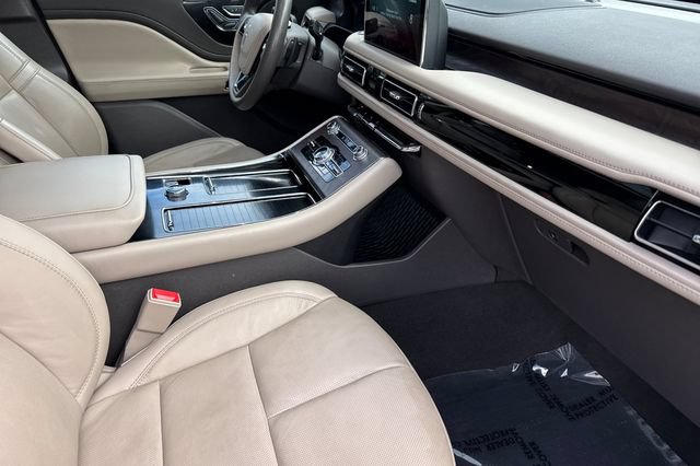 Used 2022 Lincoln Aviator Reserve w/ Elements Package Plus AWD/4WD image 20