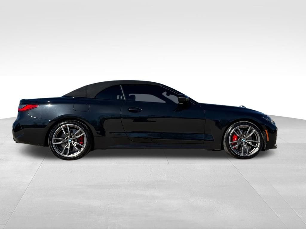 Used 2024 BMW 440i xDrive Convertible w/ Premium Package image 4