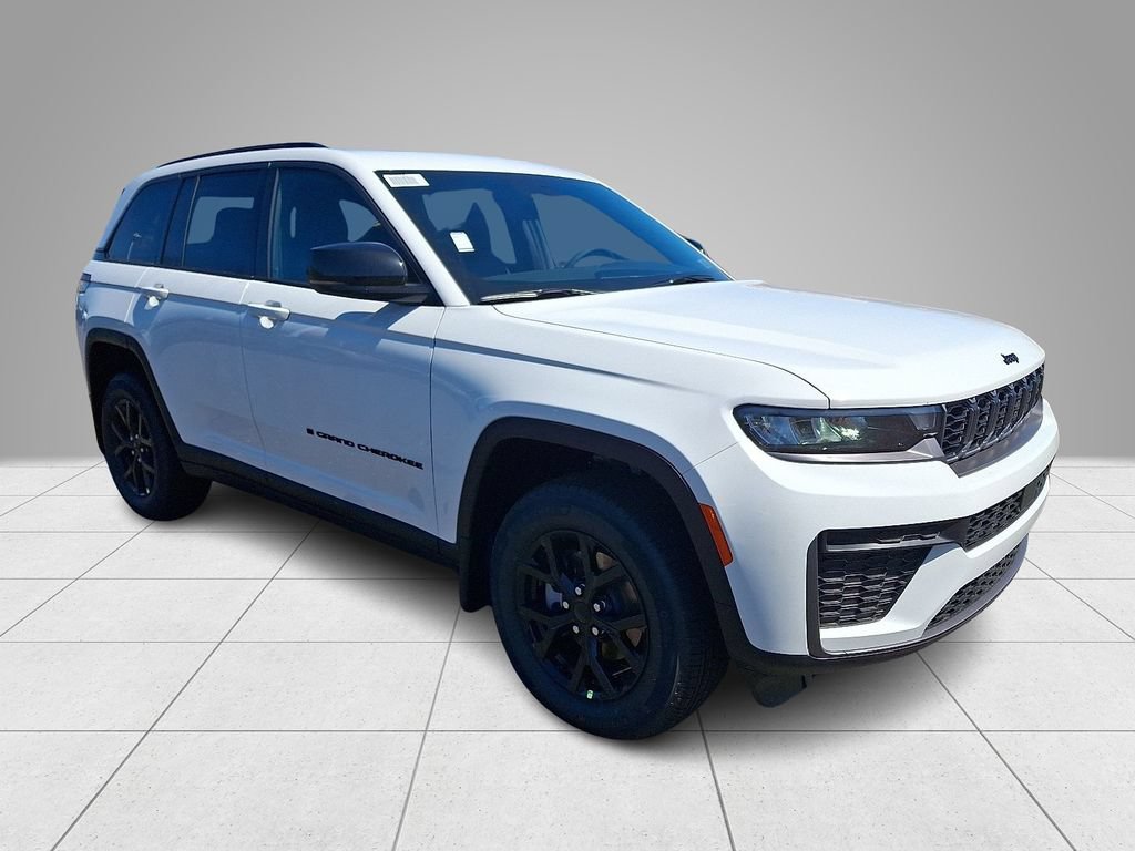 New 2026 Jeep Grand Cherokee Altitude AWD/4WD image 3
