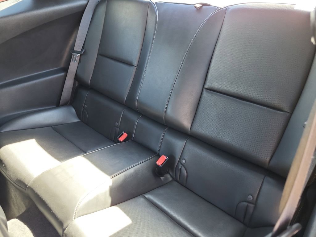 Used 2010 Chevrolet Camaro SS image 13