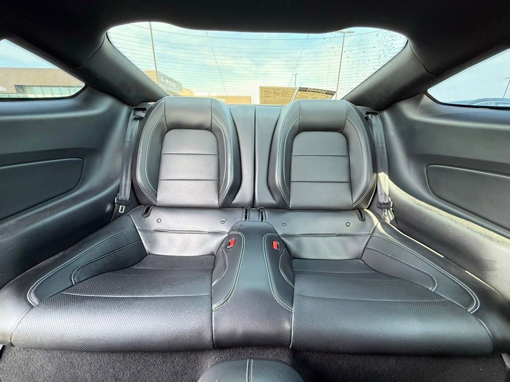 Used 2022 Ford Mustang GT Premium w/ Equipment Group 401A RWD image 27