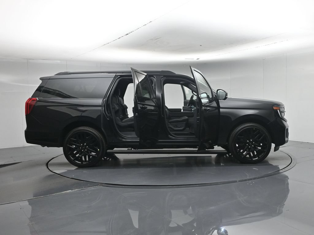 New 2027 Ford Expedition Max Platinum w/ Stealth Performance Package AWD/4WD image 4