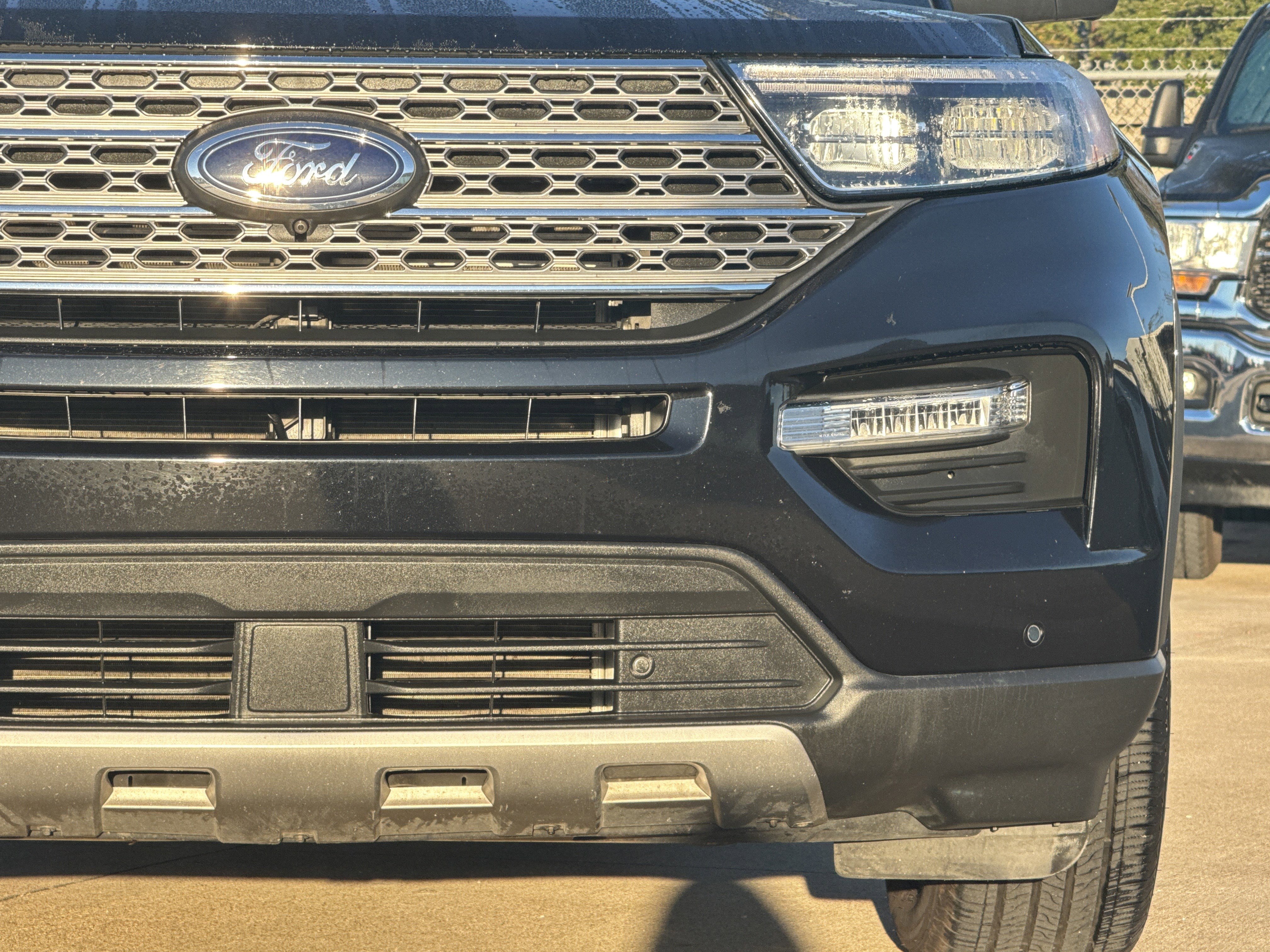 Used 2023 Ford Explorer Limited w/ Equipment Group 301A image 10