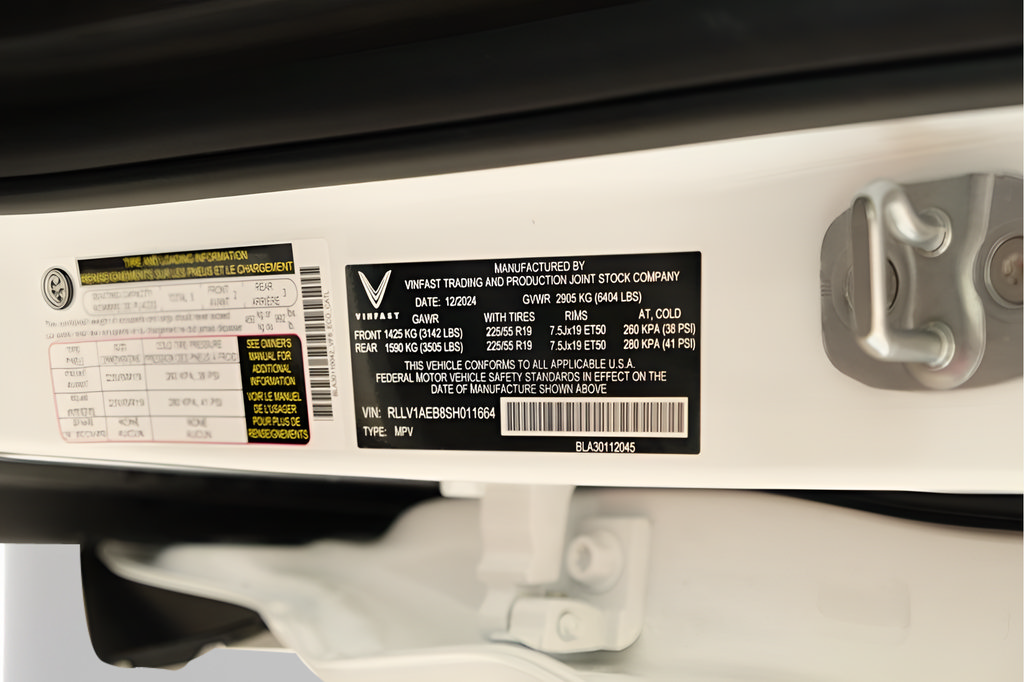 New 2025 VinFast VF 8 Eco AWD/4WD image 26