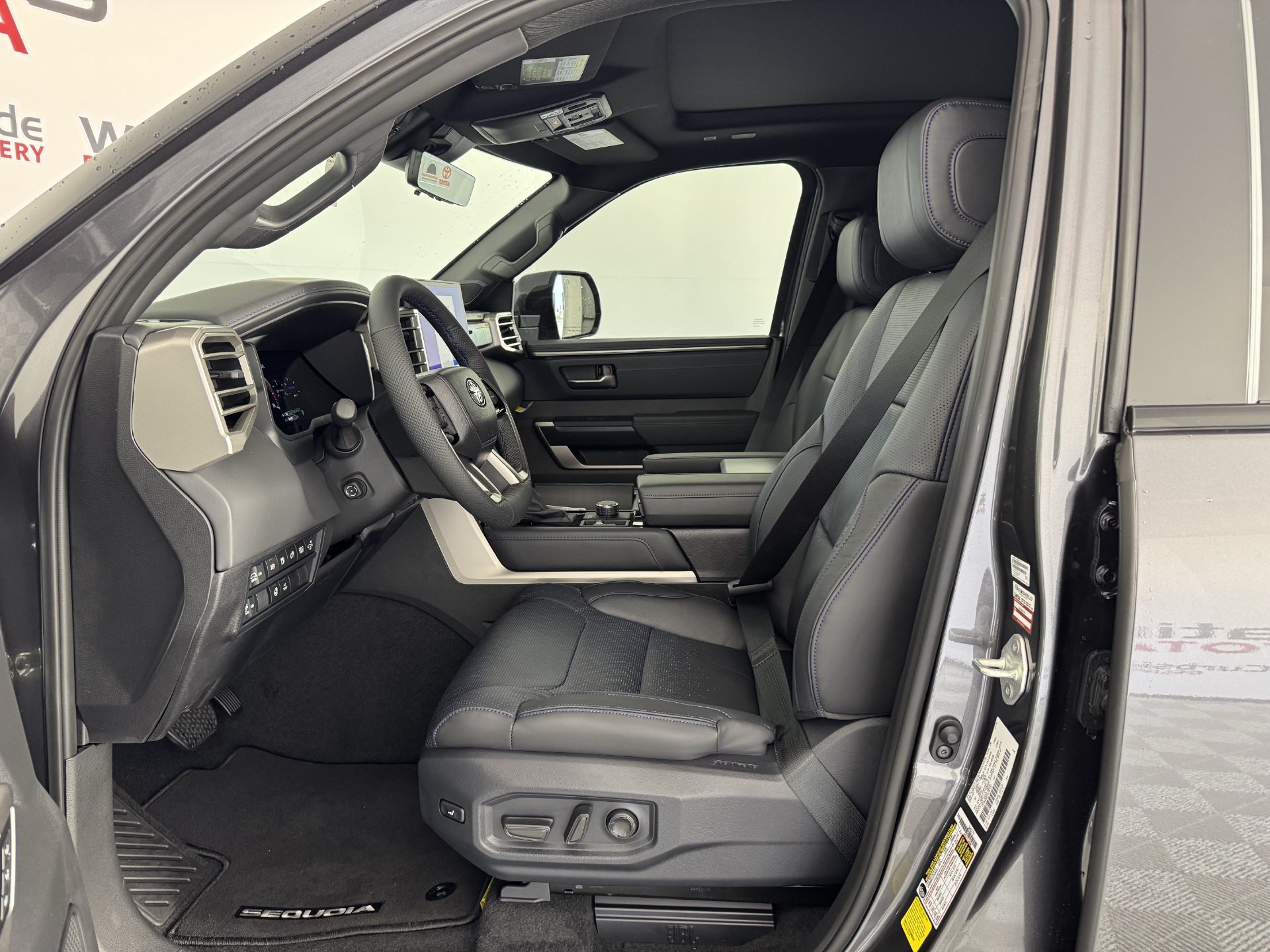 New 2026 Toyota Sequoia Platinum AWD/4WD image 5