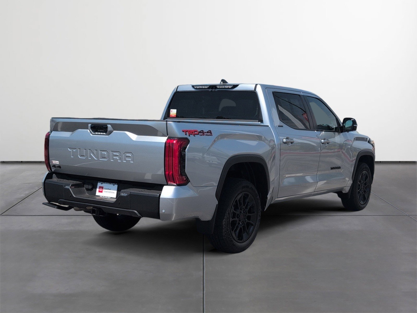 Certified 2025 Toyota Tundra Limited w/ TRD Off-Road Package image 5