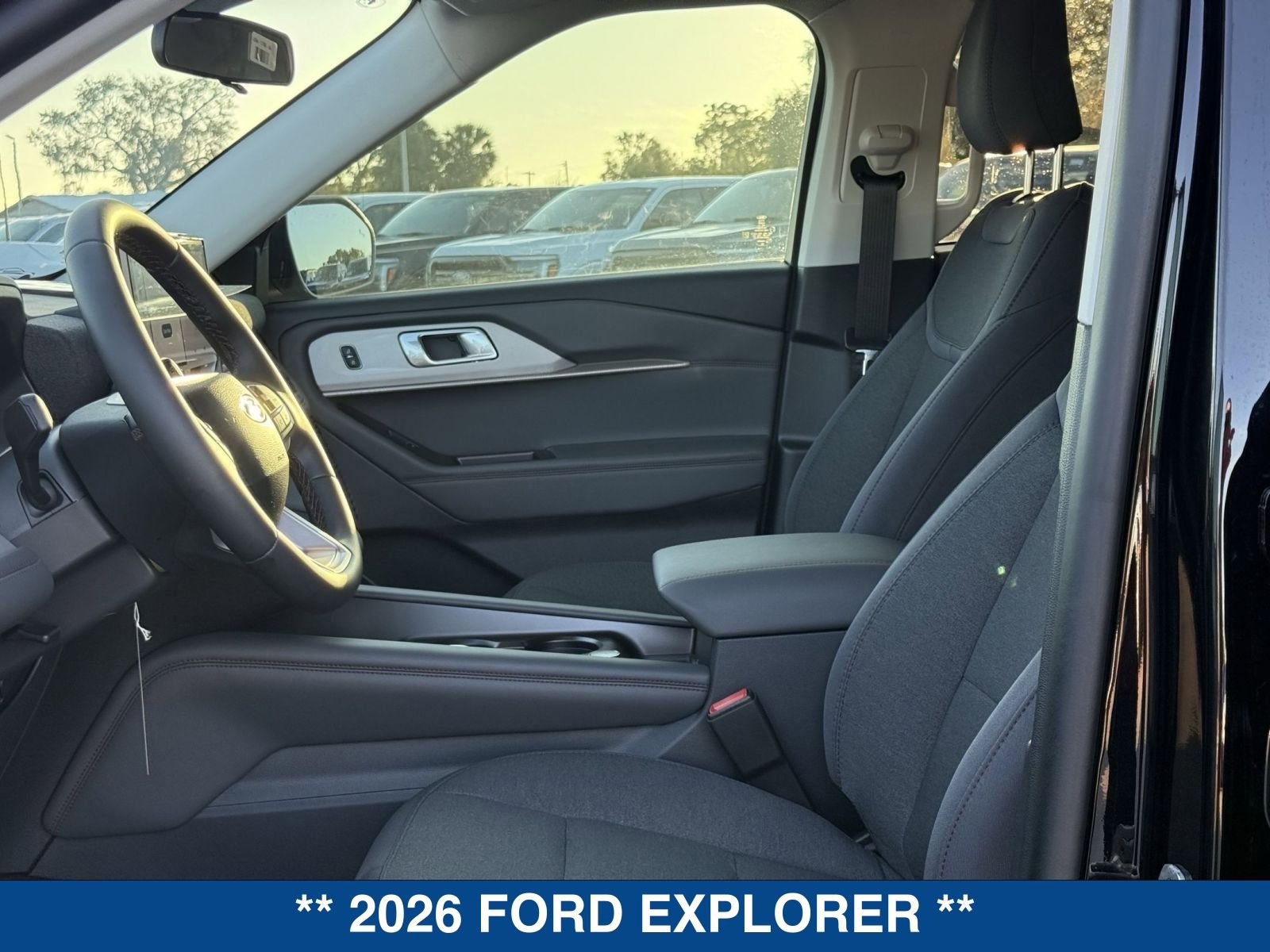 New 2026 Ford Explorer Active RWD image 17