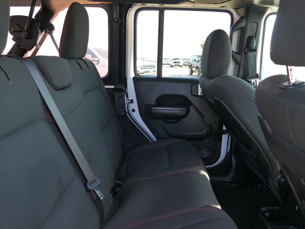 Used 2022 Jeep Wrangler Unlimited Rubicon image 20