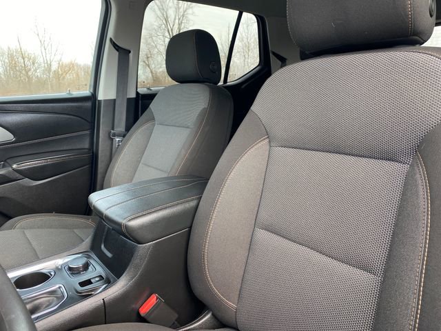 Used 2021 Chevrolet Traverse LS w/ LPO, Floor Liner Package FWD image 13