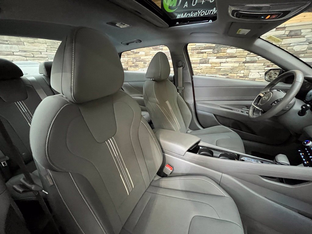 Used 2024 Hyundai Elantra SEL w/ Convenience Package FWD image 23