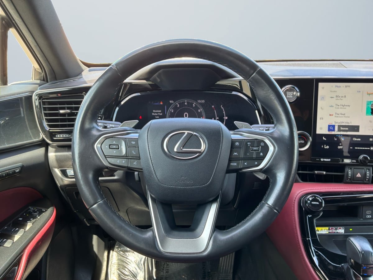Used 2023 Lexus NX 250 FWD image 11