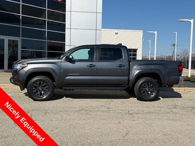 Used 2023 Toyota Tacoma SR5 AWD/4WD image 6