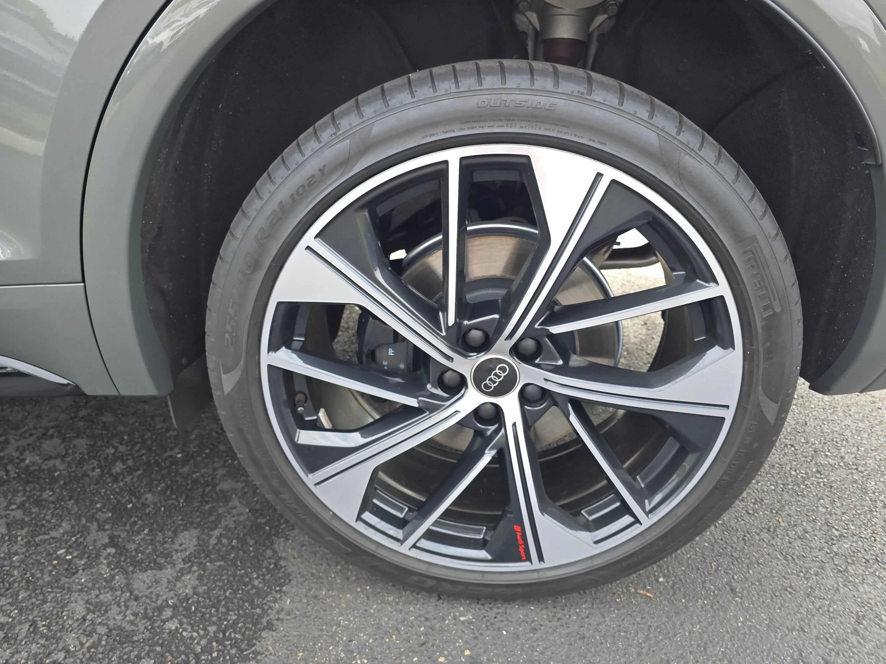 Used 2023 Audi SQ5 Prestige AWD/4WD image 21