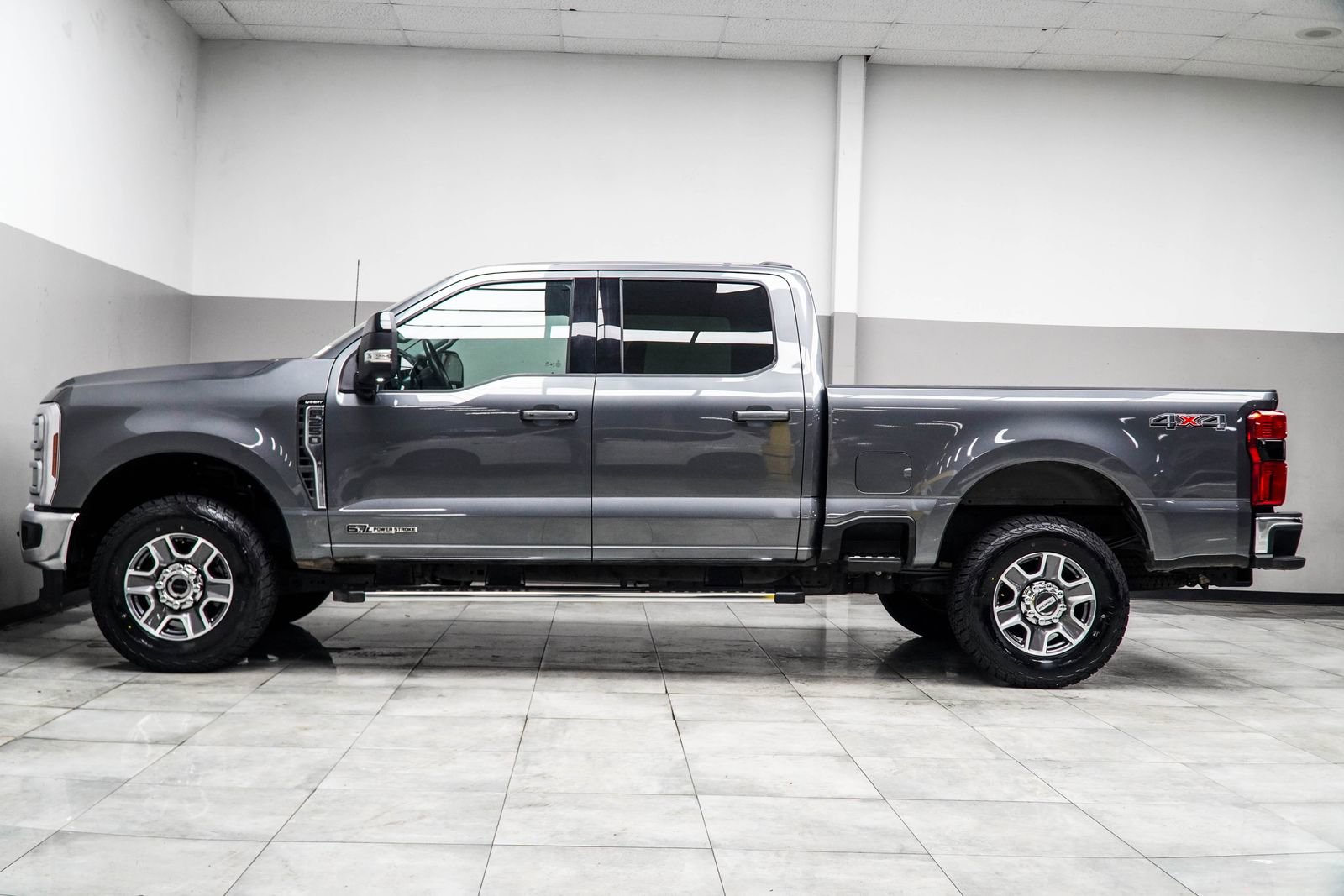 Used 2026 Ford F250 Lariat AWD/4WD image 9