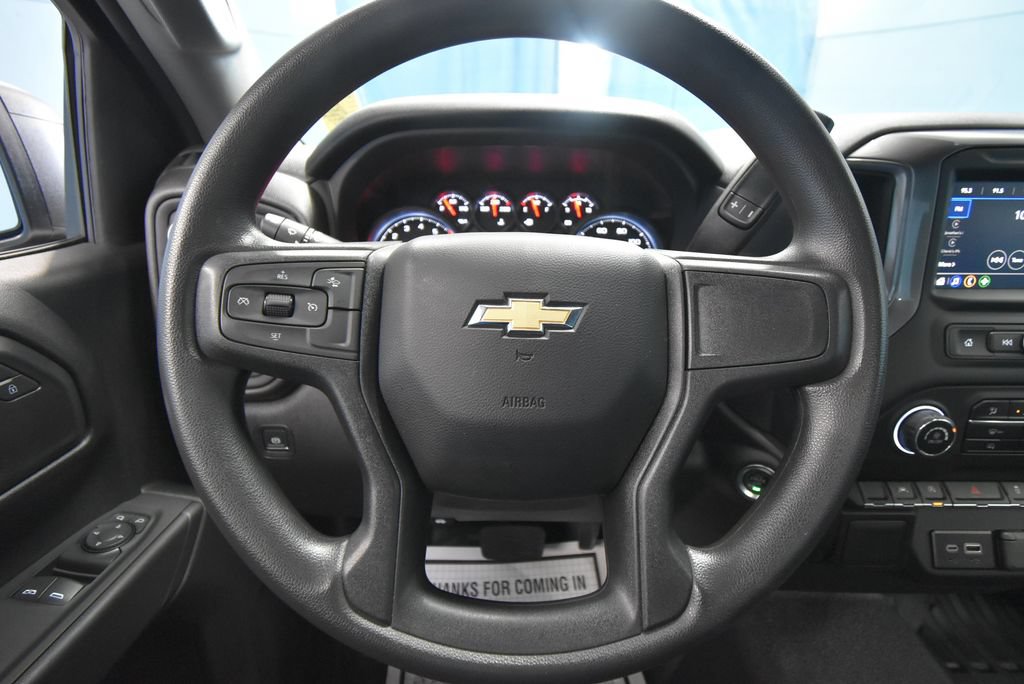Used 2025 Chevrolet Silverado 1500 W/T w/ Trailering Package AWD/4WD image 10