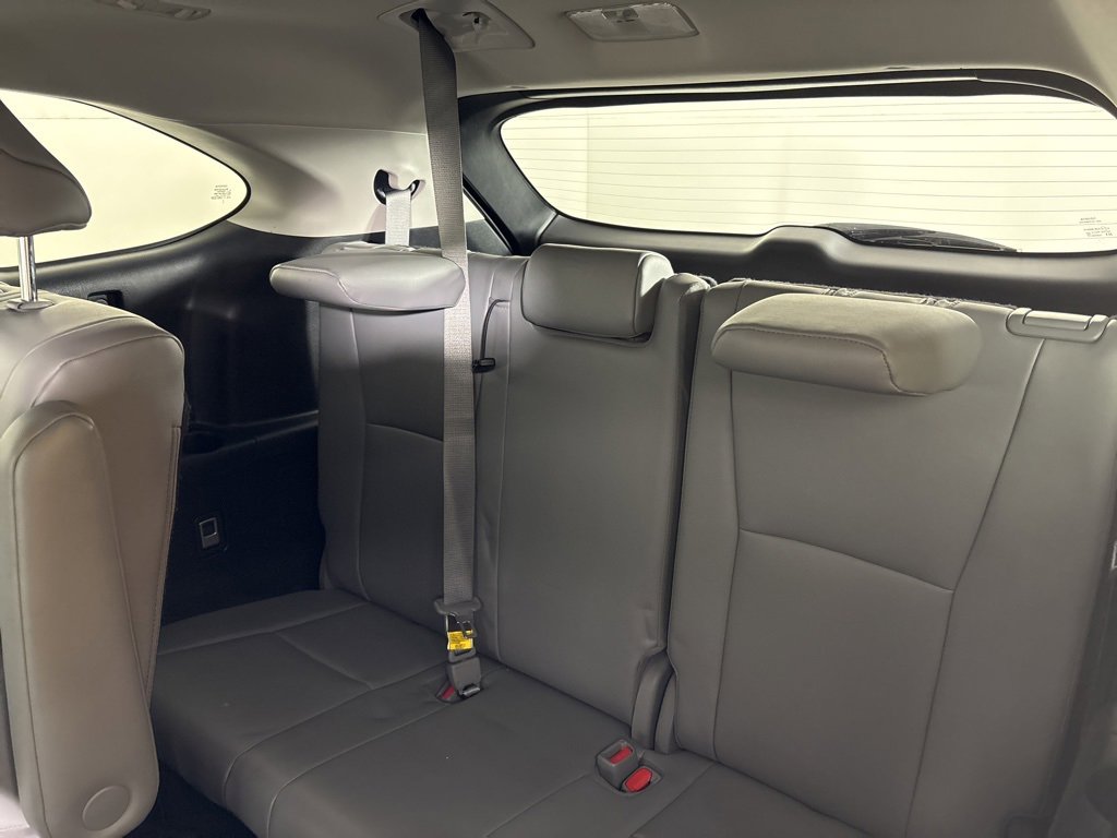 Used 2023 Toyota Highlander XLE image 38