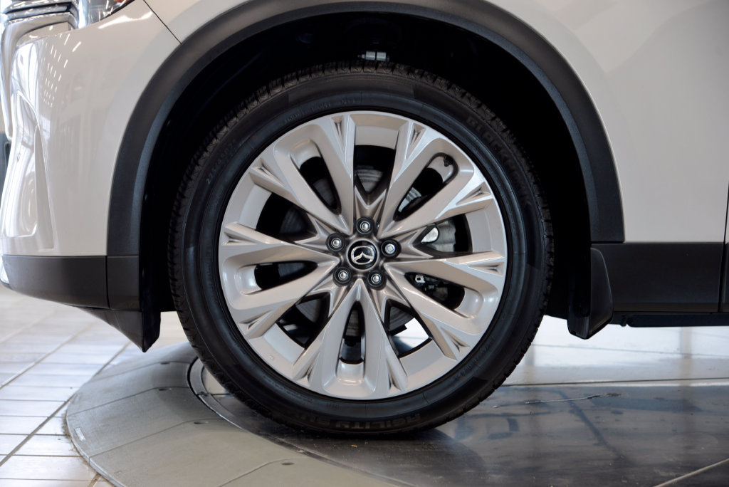 Certified 2024 MAZDA CX-90 3.3 Turbo w/ Premium Package AWD/4WD image 10