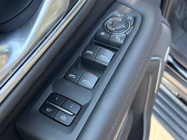 Used 2022 Chevrolet Tahoe High Country AWD/4WD image 13
