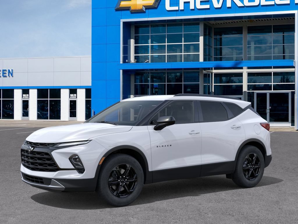New 2026 Chevrolet Blazer LT w/ Convenience Package AWD/4WD image 2