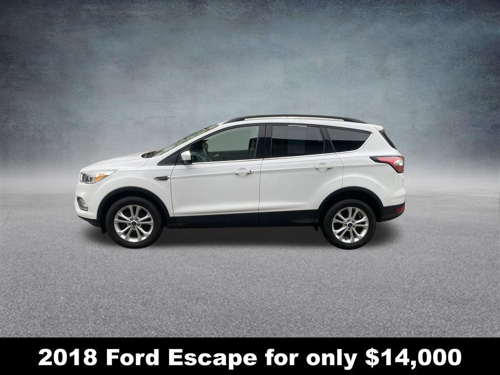 Used 2018 Ford Escape SE image 2