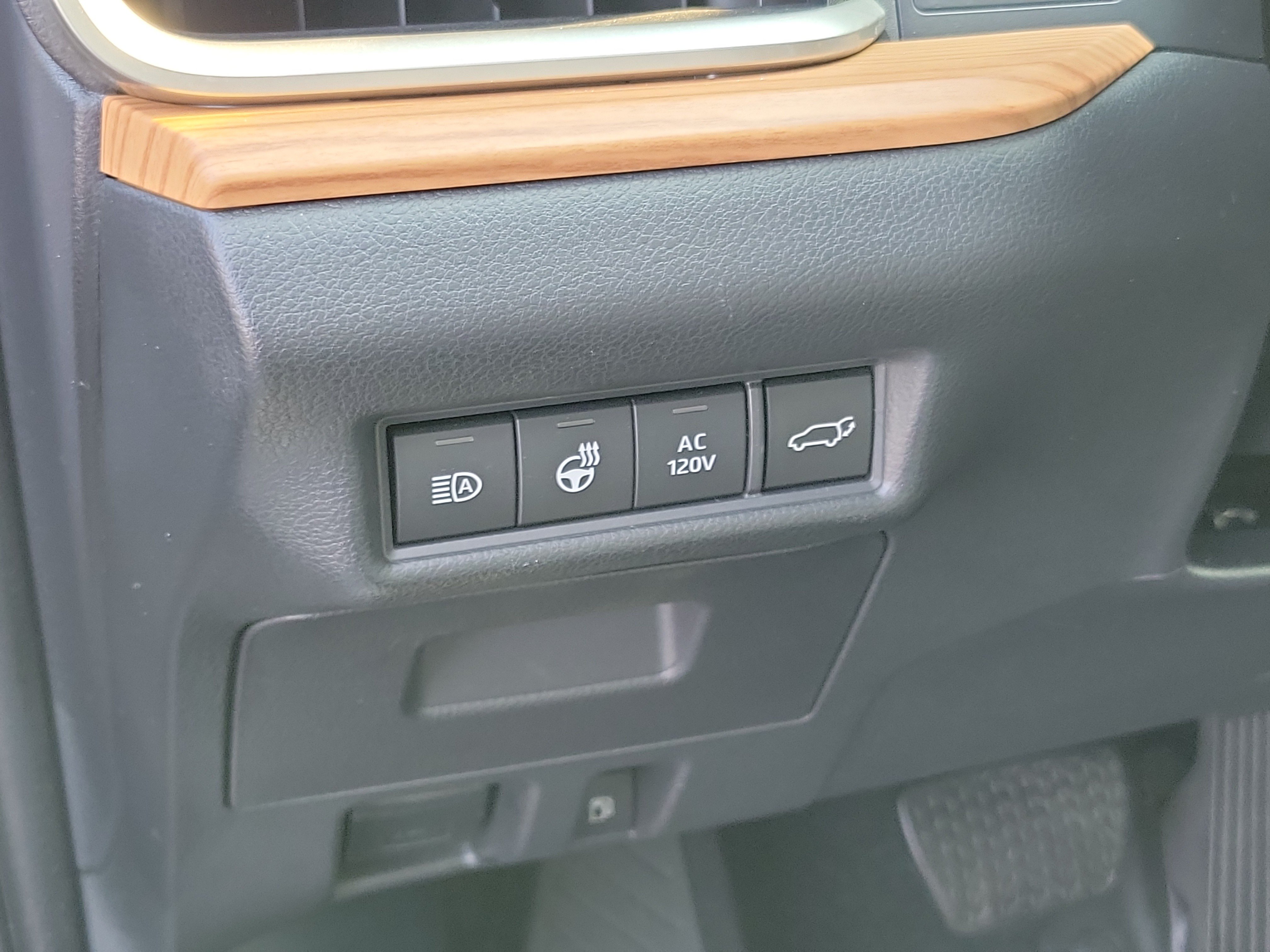 Certified 2025 Toyota Grand Highlander AWD Hybrid image 22