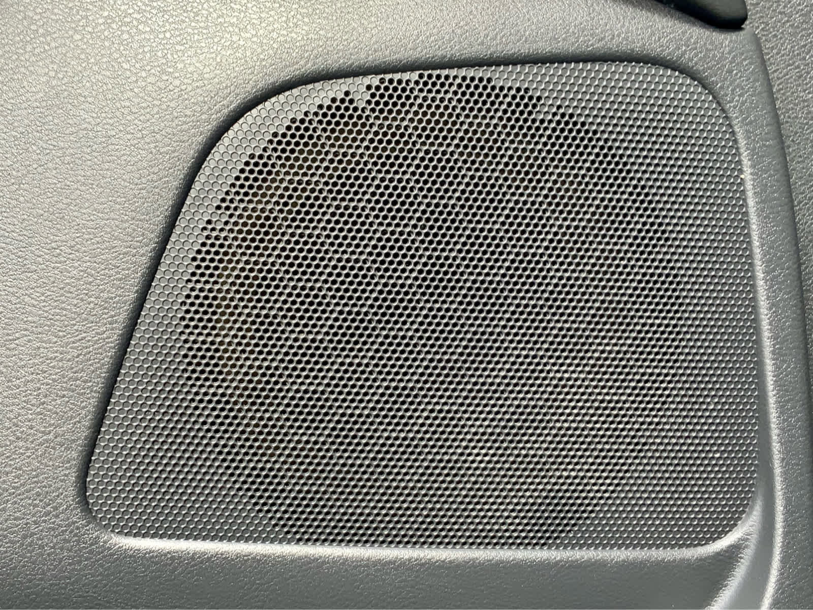 Used 2018 Nissan Murano SV image 54