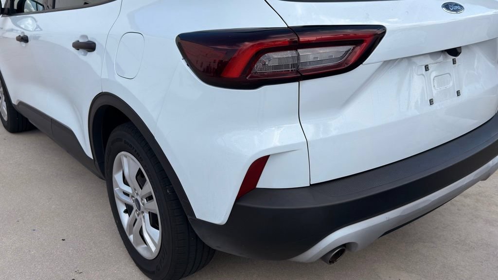 Used 2023 Ford Escape FWD image 7