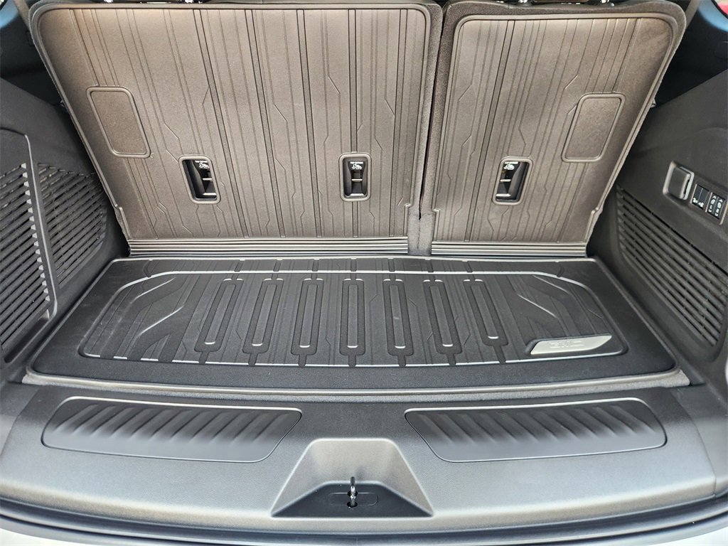 New 2026 GMC Yukon Elevation w/ Elevation Premium Package image 23