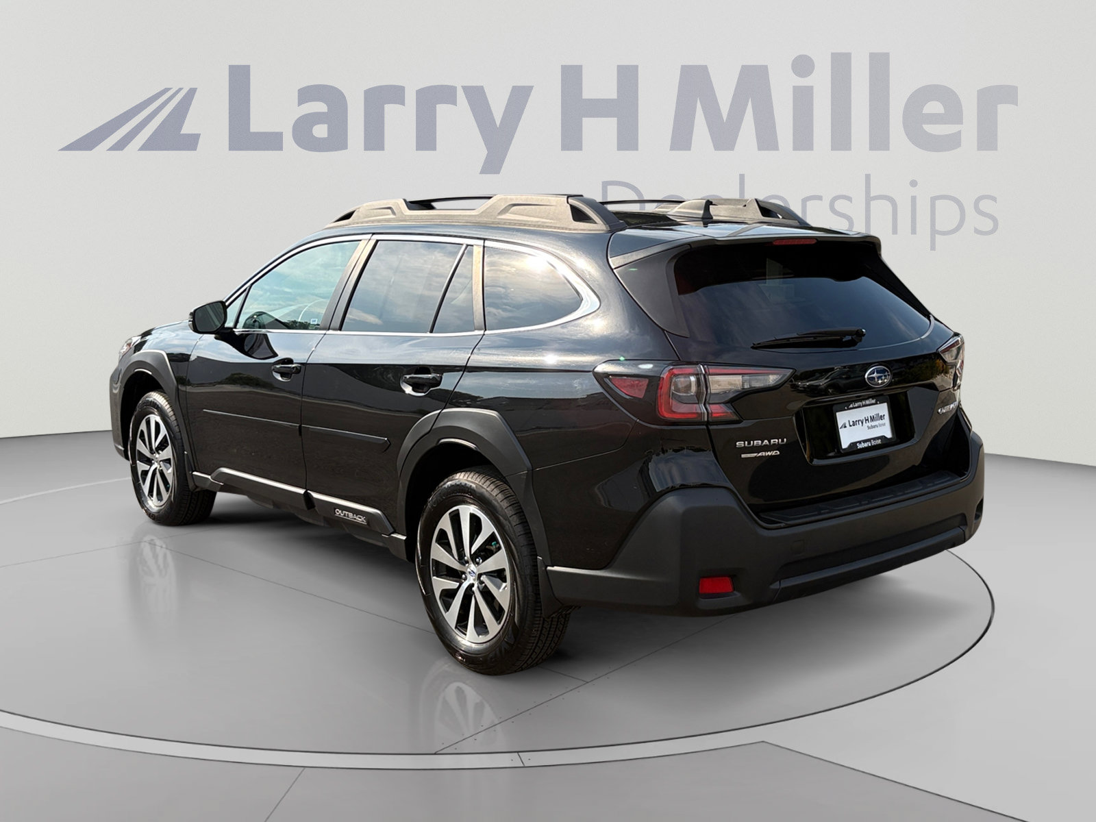 Certified 2024 Subaru Outback Premium AWD/4WD image 3