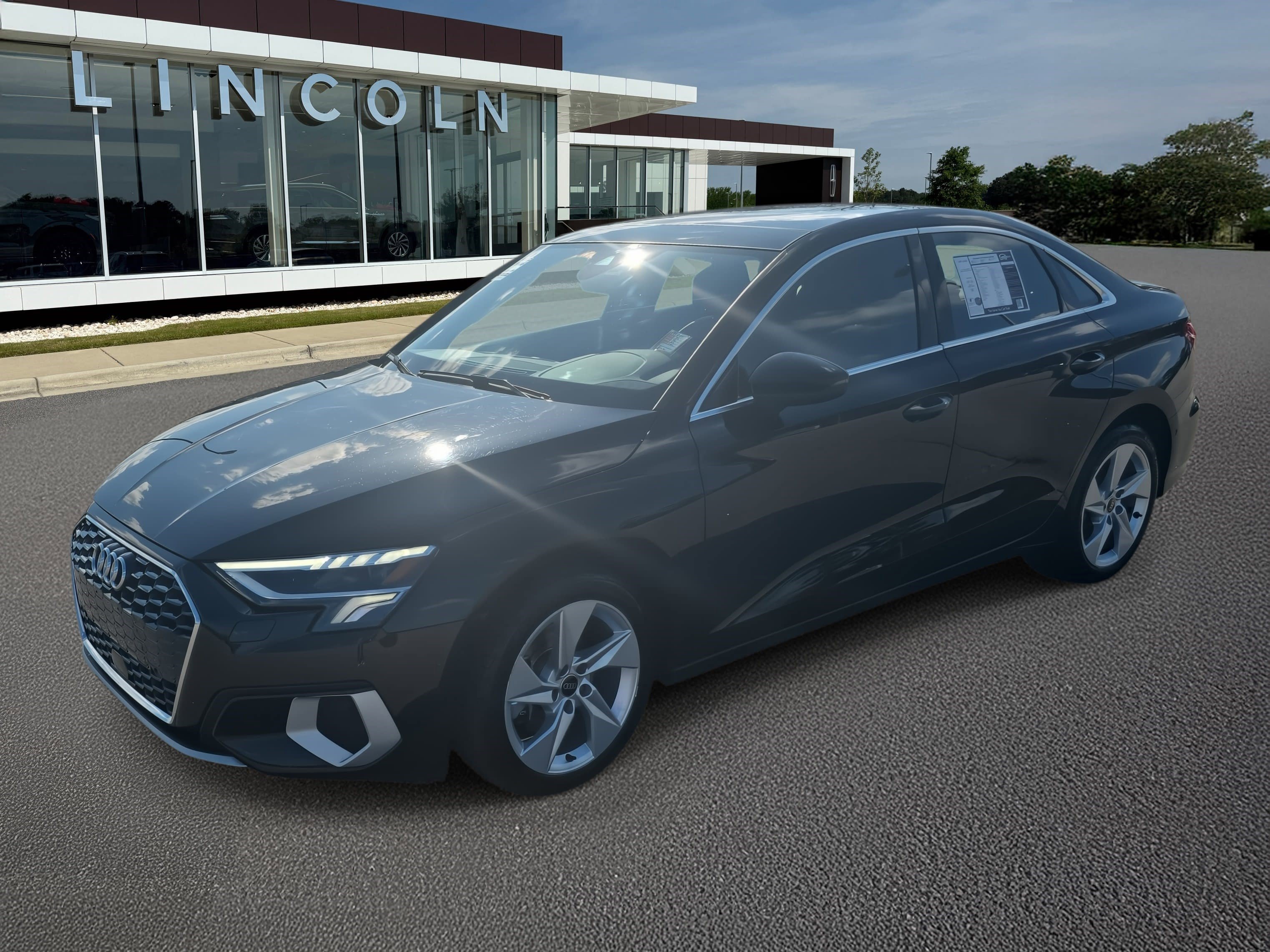 Used 2024 Audi A3 2.0T Premium image 1