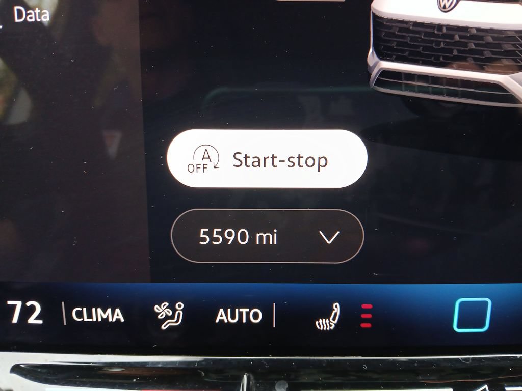 Used 2026 Volkswagen Tiguan SE R-Line FWD image 18