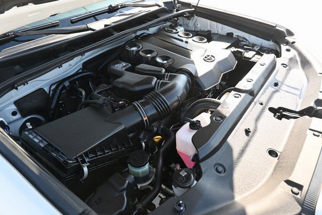 Used 2020 Toyota 4Runner Limited image 14