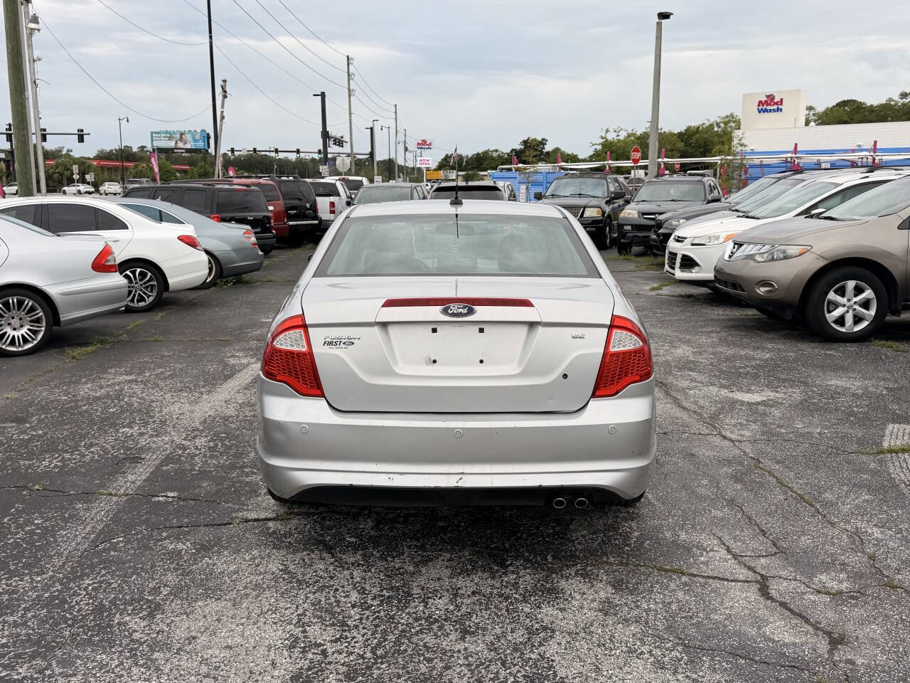 Used 2010 Ford Fusion SE FWD image 5