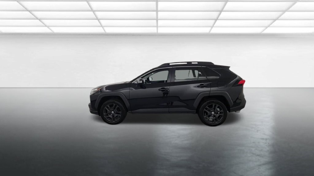 Used 2024 Toyota RAV4 Adventure AWD/4WD image 5