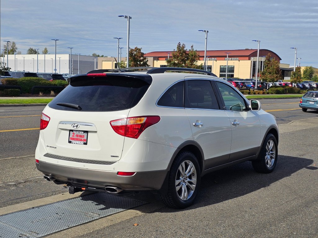 Used 2012 Hyundai Veracruz Limited w/ Entertainment Pkg FWD image 5