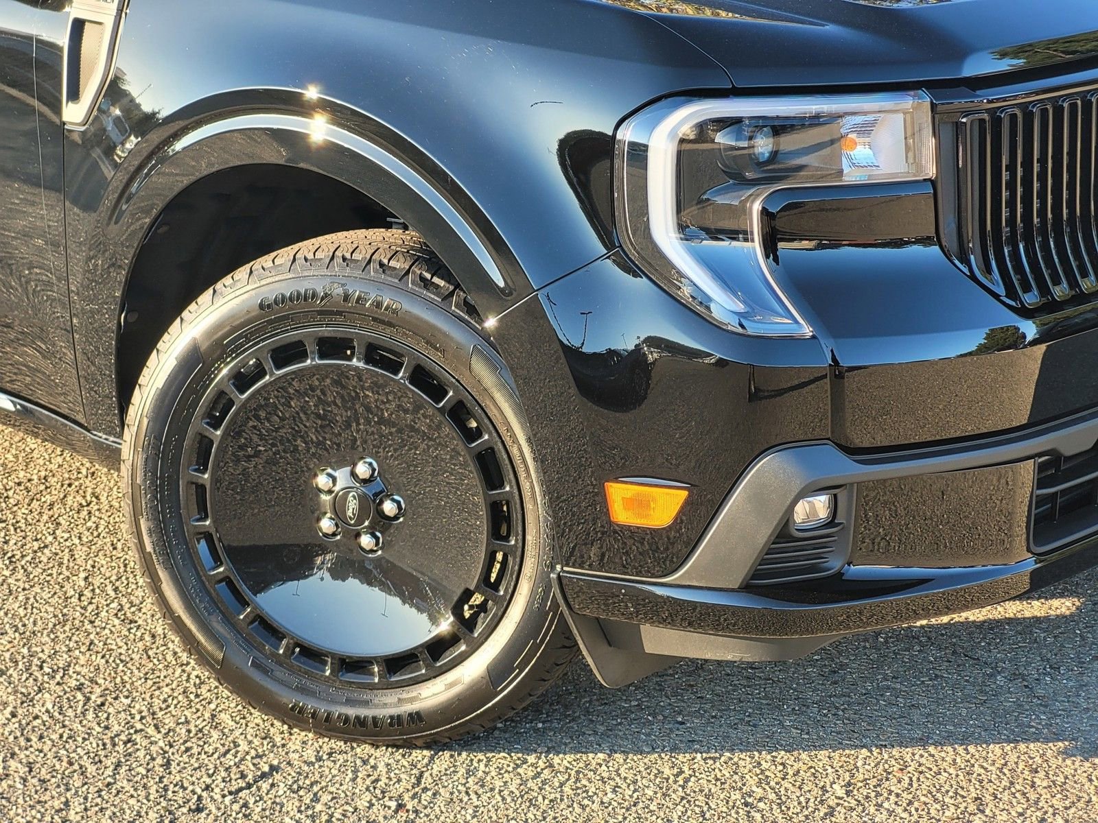 New 2025 Ford Maverick Lobo image 6