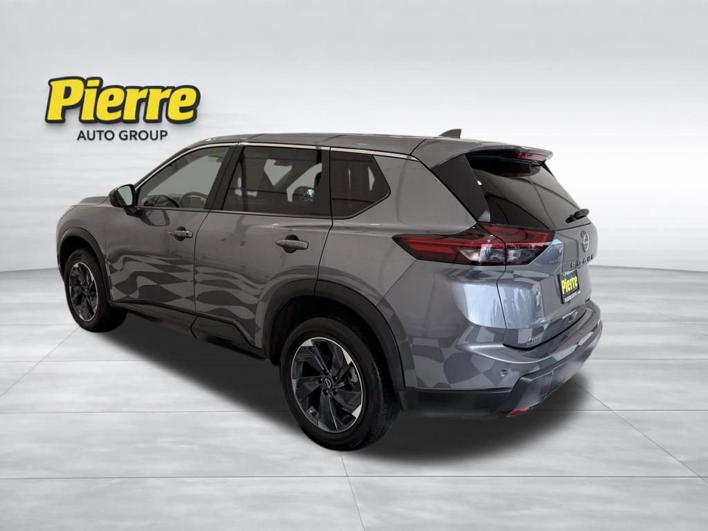 Used 2025 Nissan Rogue SV video 2